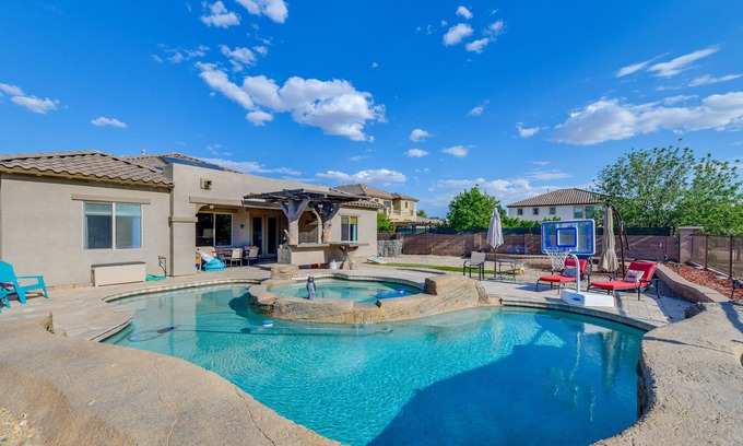 Montelena House | Stunning Queen Creek Getaway w/ Private Pool!