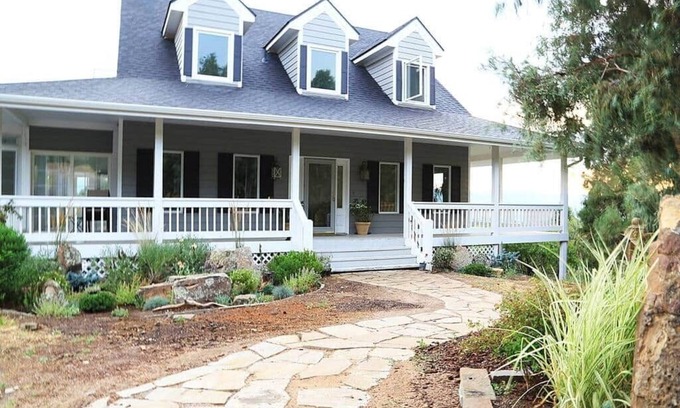 Castle Rock House | Stunning Ranch Close-in With Sweeping Views!