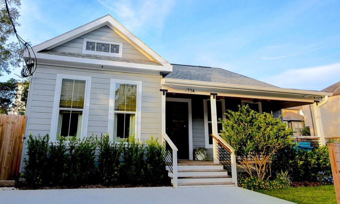 Washington Ave./ Memorial Park House | Stunning Renovated Luxury Home in the Heights