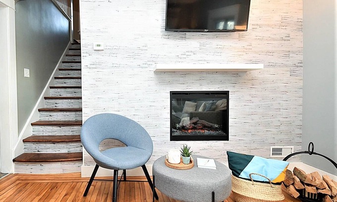 Welland House | Stunning Riverside Retreat - Escape to Niagara