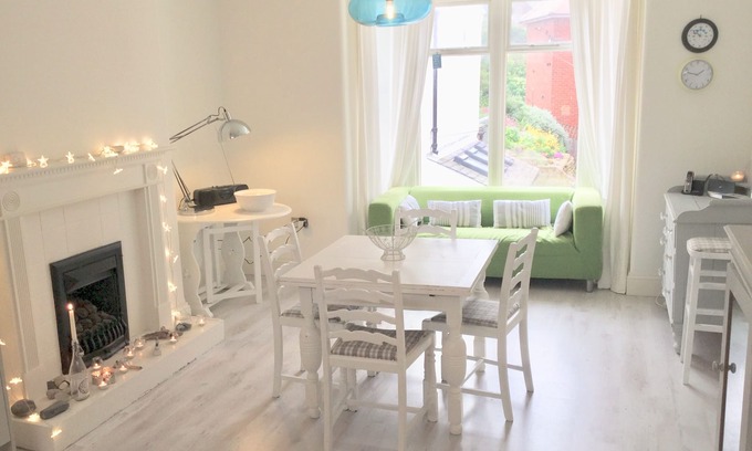 Sandsend Apartment | Stunning Sandsend Property - 30 meters from the beach!