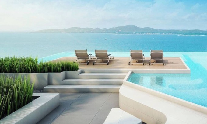 Pratumnak Hill Condo | Stunning Sea View Condo -Next To Beach