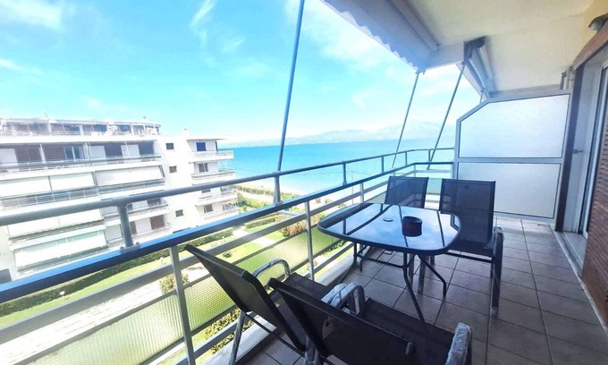 Oropos Apartment | Stunning Sea View Apartment in Oropos