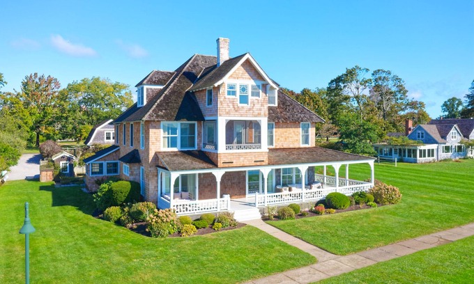 Fenwick Cottage | Stunning Seascape Home For A Dream Family Holiday