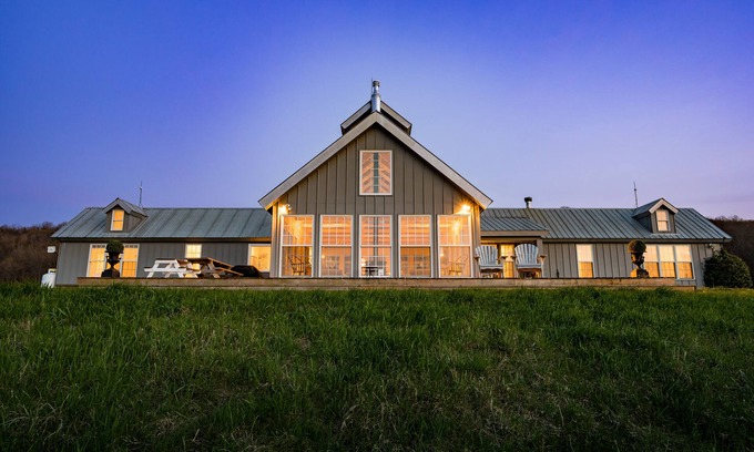 Clearview House | Stunning Secluded Family Cottage With Hiking Trail Access on Property