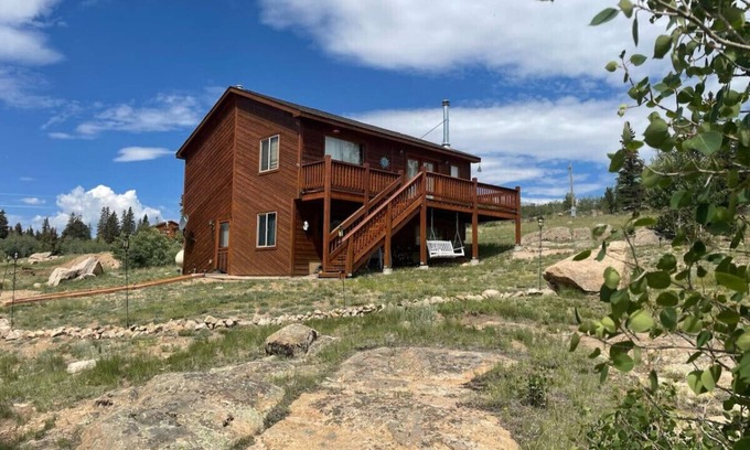Indian Mountain Cabin | Stunning Secluded Mtn Getaway, Picturesque Views