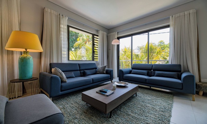 Grand-Baie Apartment | Stunning Soleia Escape with Parking, Grand Baie
