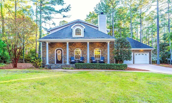 Pinehurst House | Stunning Southern Home in Pinehurst! Close to Village & Resort!