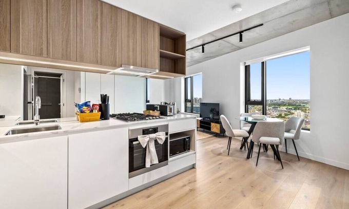 Southbank Apartment | Stunning Stature Southbank 2bed