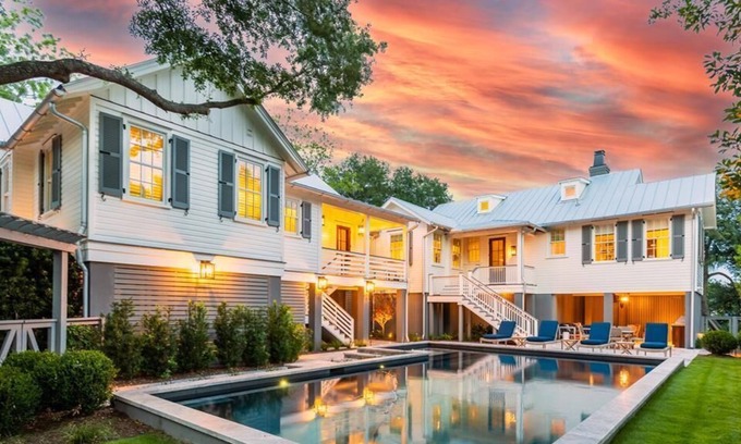 Sullivan's Island House | Stunning Sullivan's Island Monthly Summer Rental