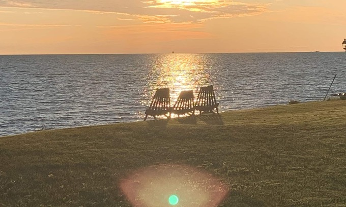 Algoma District House | Stunning sunsets, 5000 sq ft bungalow, 300 ft sand beach, tons of luxury and fun
