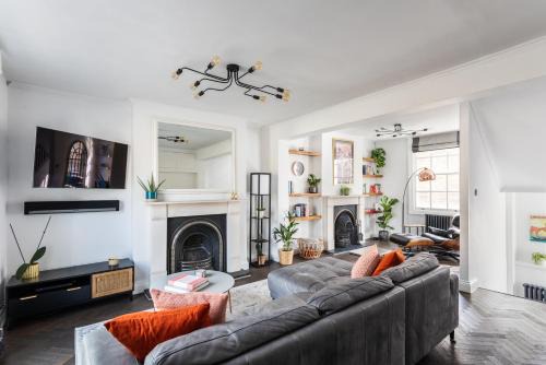 Islington Apartment | Stunning Townhouse with large roof terrace