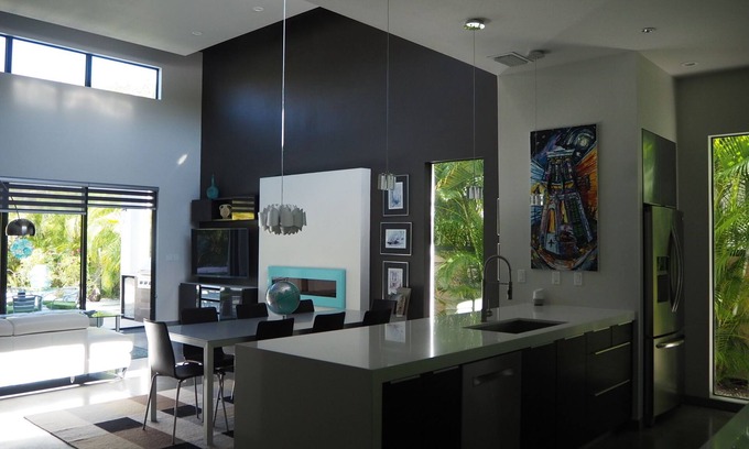 Alta Vista House | Stunning, ultra modern pool home within walking distance of Sarasota Downtown