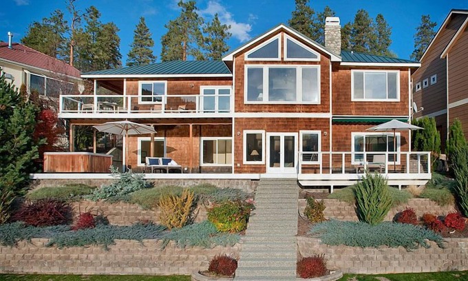 Helios Hills House | Stunning View/Waterfront Home on Lake Chelan, STR Permit 000366