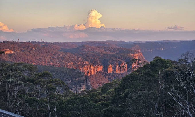Mount Victoria House | STUNNING VIEWS, 6 bedrooms, 12 people, fireplace, early check-in, late check-out