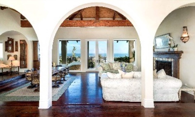 Eastern Malibu House | Stunning Views From The Heart Of Malibu