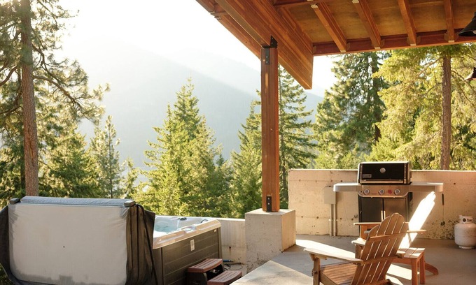 Cle Elum House | Stunning VIEWS-Secluded-Luxury+Spa+GmRm +3rd Nt Free for Limited Time