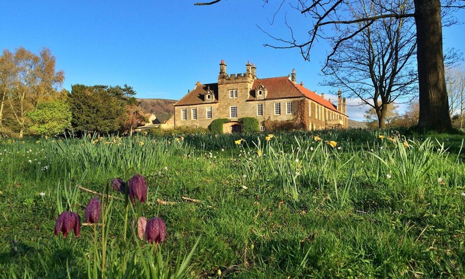 Great Broughton House | Stunning villa for 4 people with WIFI, TV and terrace