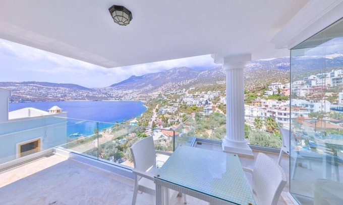 Kalkan Villa | Stunning Villa for 10, Gym, Sauna, Great Sea Views