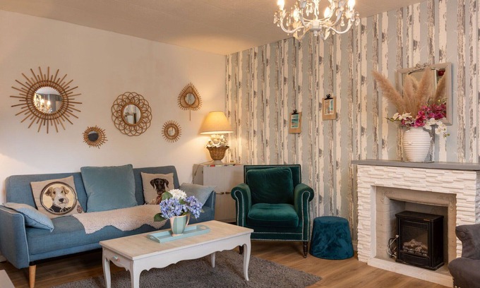 Cancale House | Stunning villa for 5 people with WIFI, TV, patio, pets allowed and parking