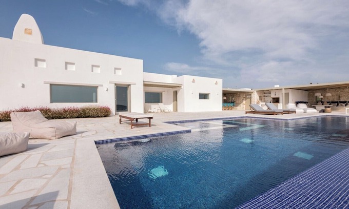 Chrissi Akti Villa | Stunning Villa on the Beautiful Island of Paros