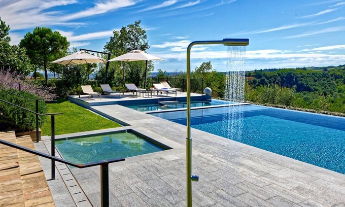 Varignana Villa | Stunning villa on luxury estate