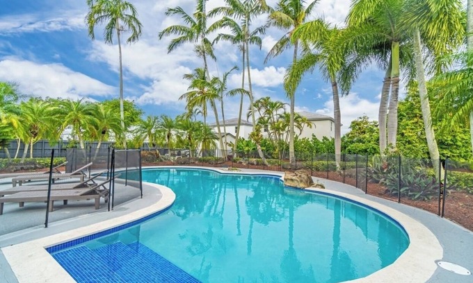 Richmond West House | Stunning Villa with private pool on Tropical half acre of Paradise