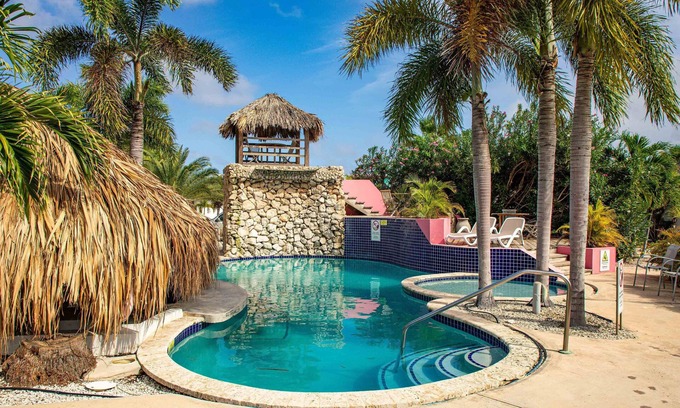 Kralendijk Cottage | Stunning Water Villa - 2 Bedr - 2 Bathr