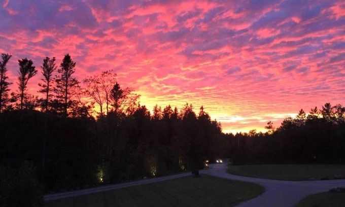 East Haven  Rutland County House | Stunning Wedding & Retreat Venue (19 bedrooms)