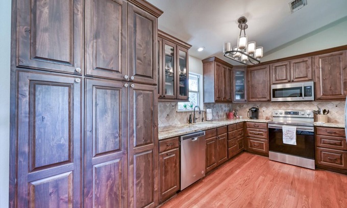 Blanco House | Stunninghome on The Blanco River