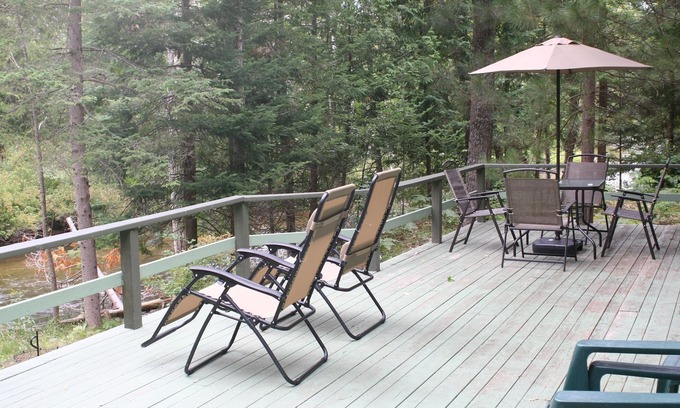 Cheboygan County Ski Chalet | Sturgeon River Hideaway