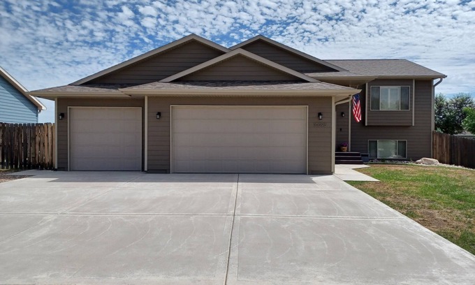 Summerset House | Sturgis Rally, 15 mins from Sturgis, 15 mins from Rapid Cityn