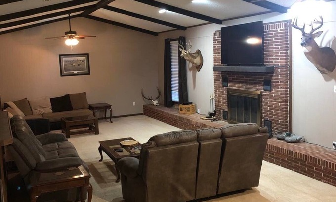 Stuttgart House | Stuttgart Lodge