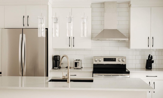 Saint-Hubert House | Style House of Westley