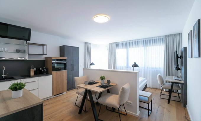 Friedrichshain Apartment | Stylisches Apartment im 1.OG mit Lift in Friedrichshain