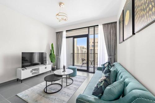 Dubai Apartment | Stylish 1 Bedroom High Floor in Creek Edge