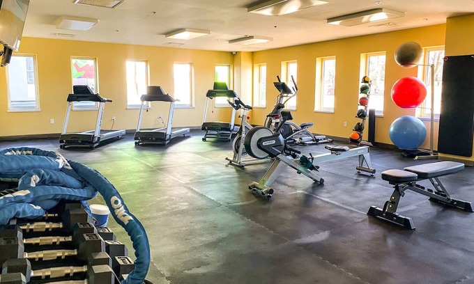 North Kansas City Apartment | Stylish 1BR Loft in Downtown KC Gem