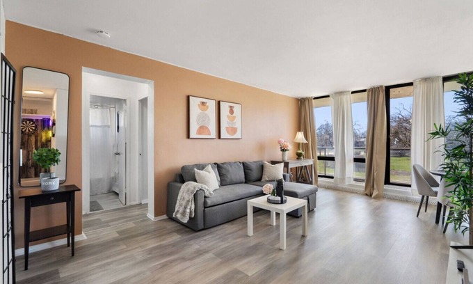 Applewood Apartment | Stylish 1BR with King Bed, Patio, Dart Room, and Free Parking – 10 min to SQ1