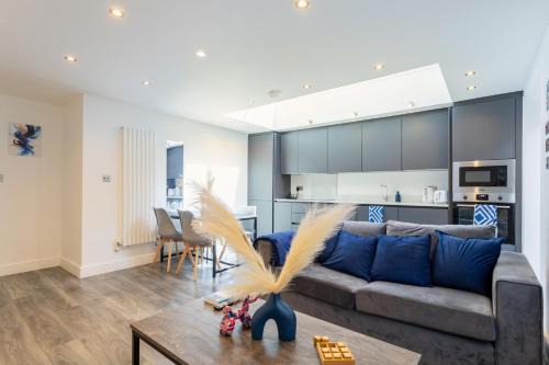 Kilburn Apartment | Stylish 2-Bed Flat In The Heart of West Hampstead