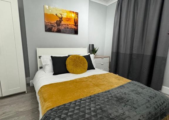 Herne Hill Apartment | Stylish 2-Bed Garden Flat, 5 Mins to Brixton