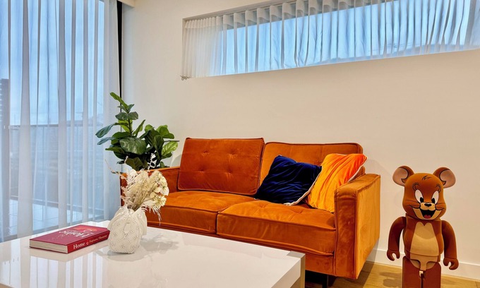 Doncaster East Apartment | Stylish 2BR Apt｜Free Parking ｜close to Westfield