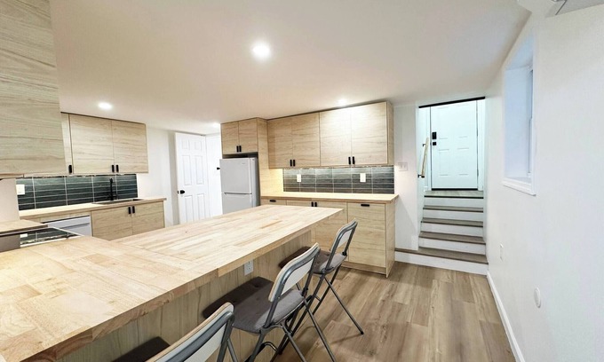 Ironbound District House | Stylish 2BR - EWR, Stadium & NYC