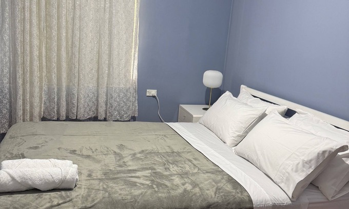 Hebersham House | Stylish 3 bedroom home to stay in Sydney