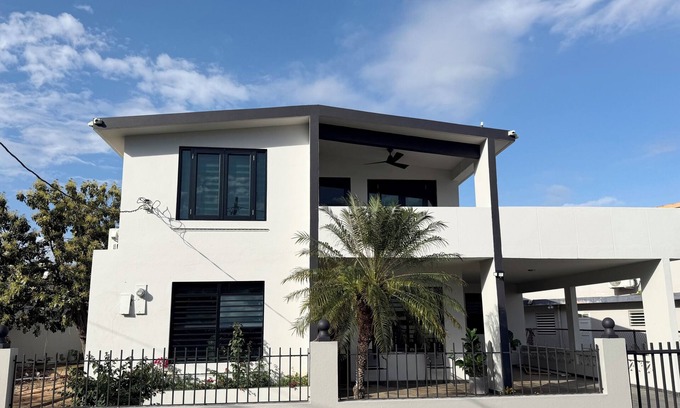 Aguadilla House | Stylish 3-bedroom house with King Suite, Pool, Terrace, AC, WiFi in Aguadilla