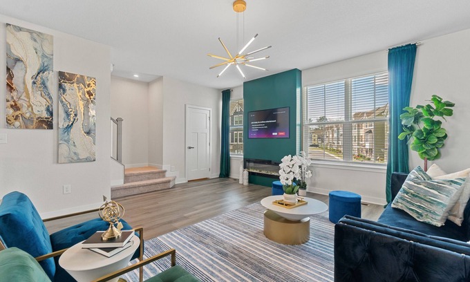 Deep Creek South House | Stylish 3 Bedroom Townhome w/King Bed & Private Lake Access!