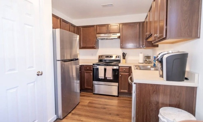 Mosby Apartment | Stylish 3BR Apt, with Yard & Parking - Near RVA's attractions
