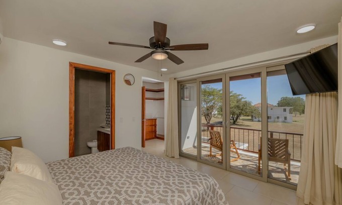 San Diego House | Stylish 3BR Retreat in Gran Pacifica Paradise