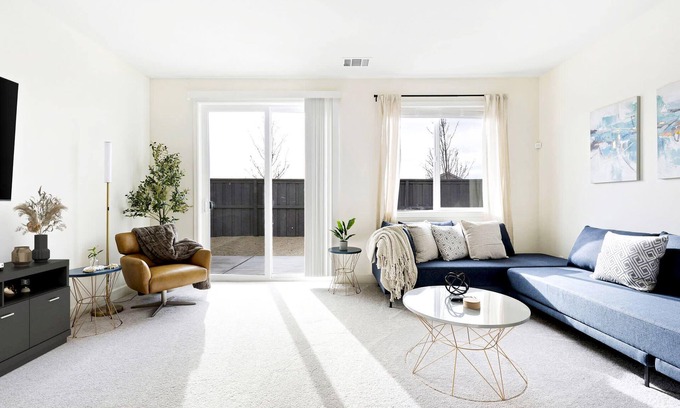 Sparks House | Stylish 4BR Home Nr Golden Eagle Sports Complex