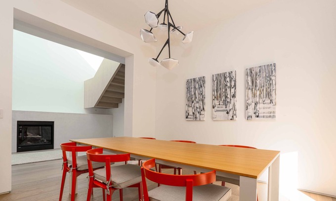 Tree Section House | Stylish 5 Bedroom Family Home in Manhattan Beach