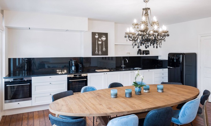 Oostvleteren House | Stylish 5* vacation home for 10 people in the heart of Vleteren